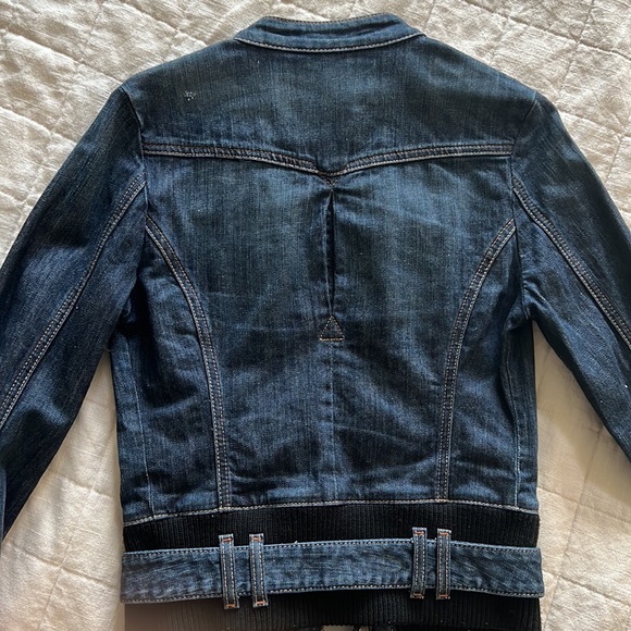 Guess like new jean jacket - Picture 5 of 6